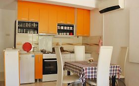 Zsh Apartment